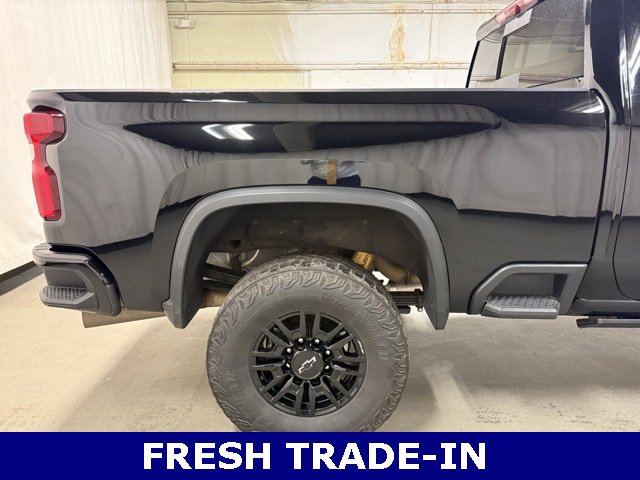 2024 Chevrolet Silverado 2500HD ZR2 photo 3