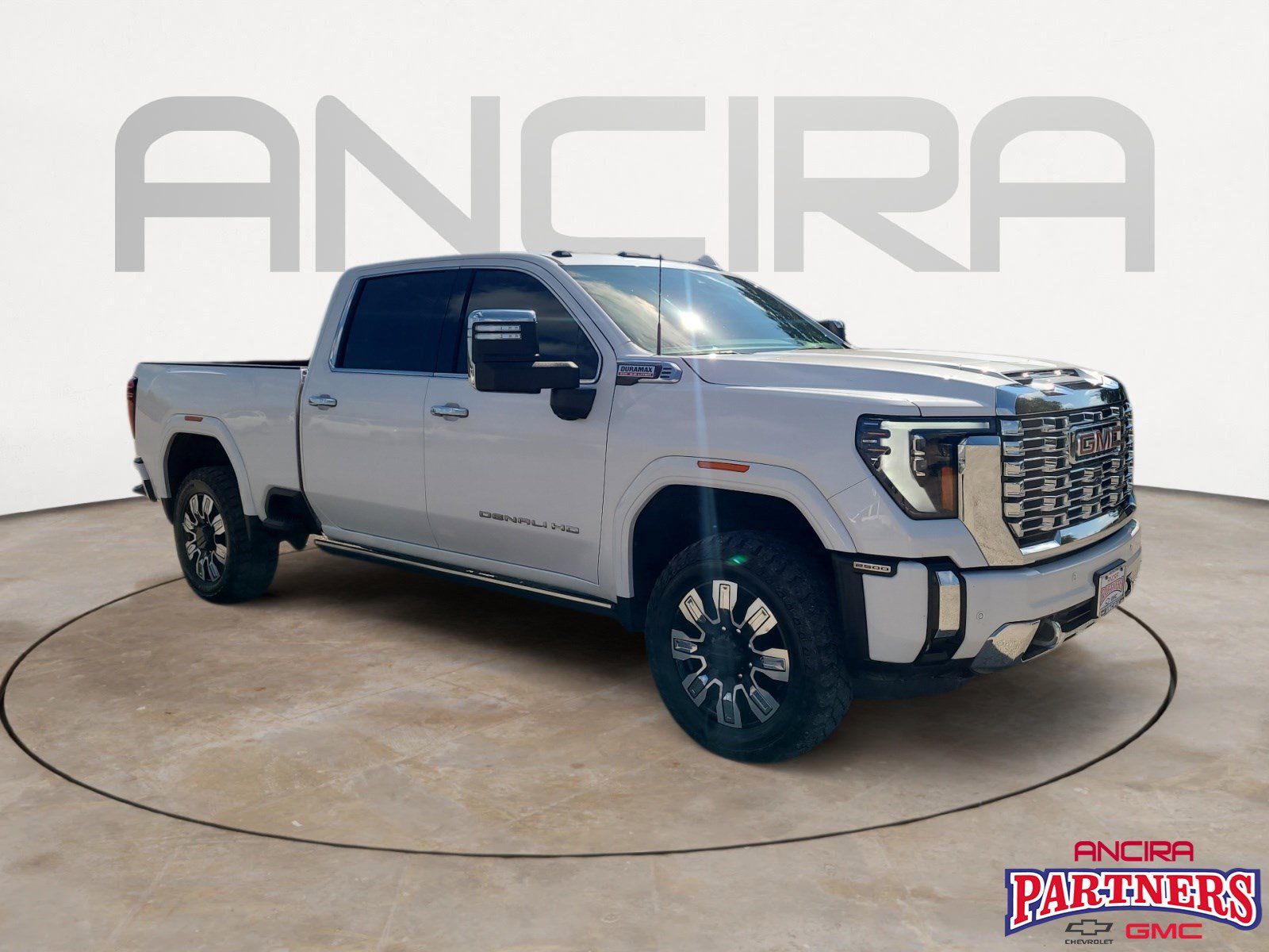2024 GMC Sierra 2500HD Denali's photo
