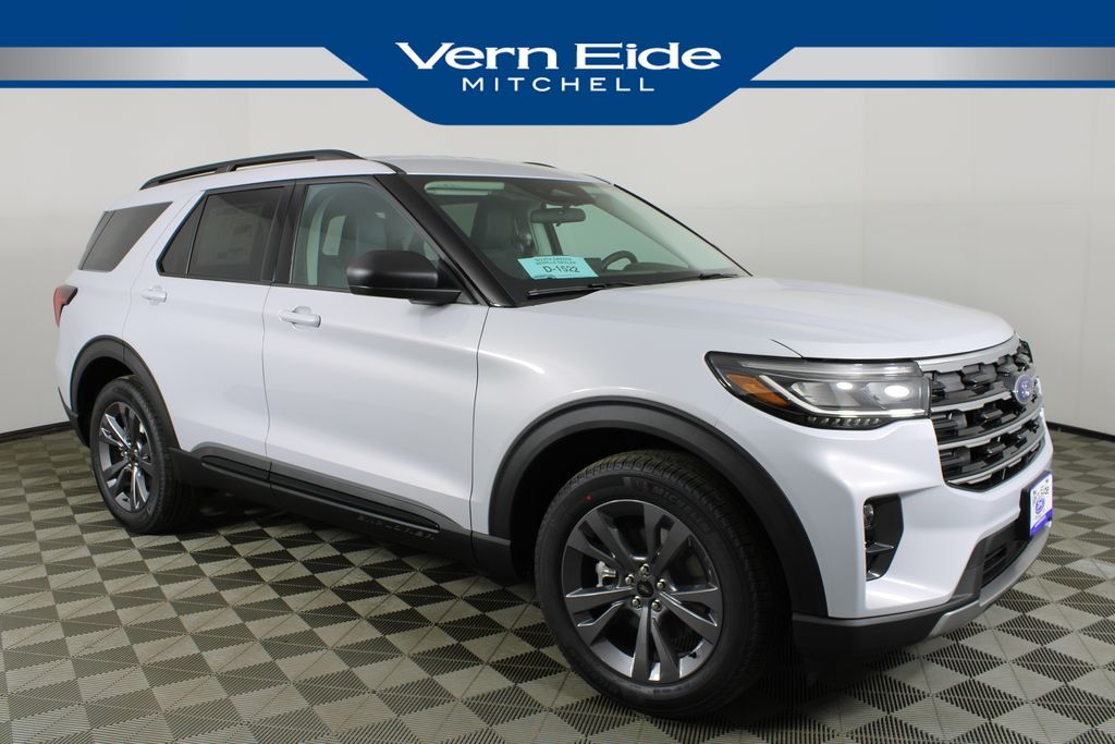 2026 Ford Explorer Active's photo