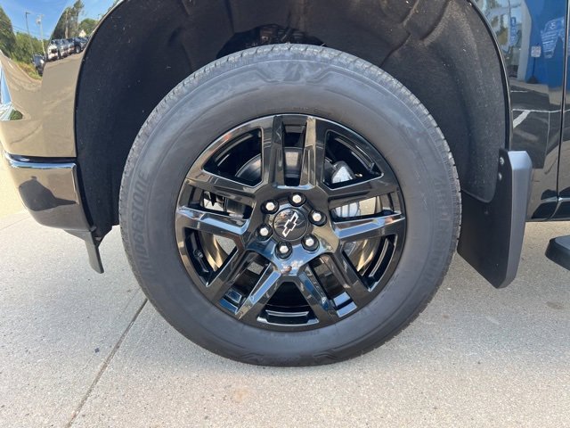 2025 Chevrolet Silverado 1500 RST photo 11