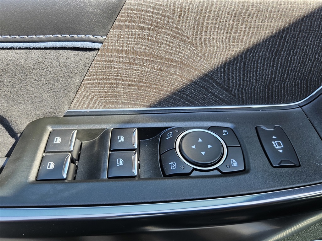 2025 Ford F-250 Platinum photo 11