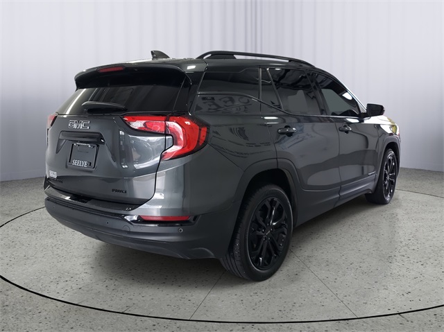 2021 Gmc Terrain SLE photo 2