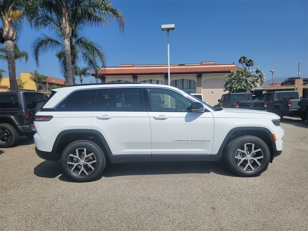 2025 Jeep Grand Cherokee Limited photo 2