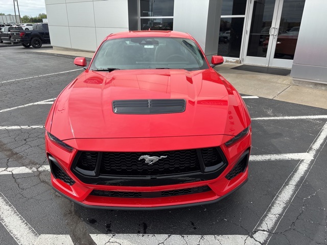 2025 Ford Mustang GT Premium photo 9