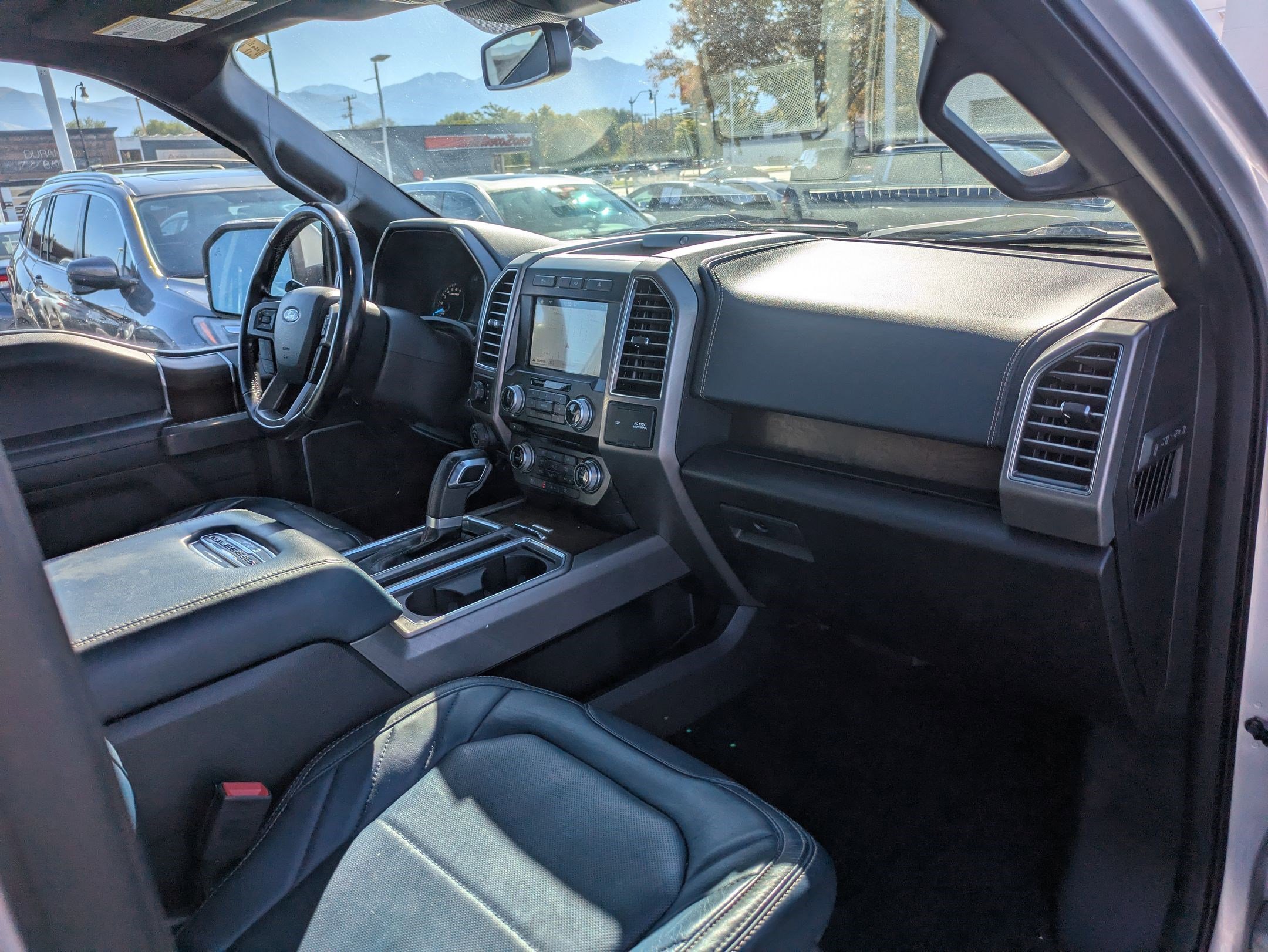 2018 Ford F-150 Limited photo 32
