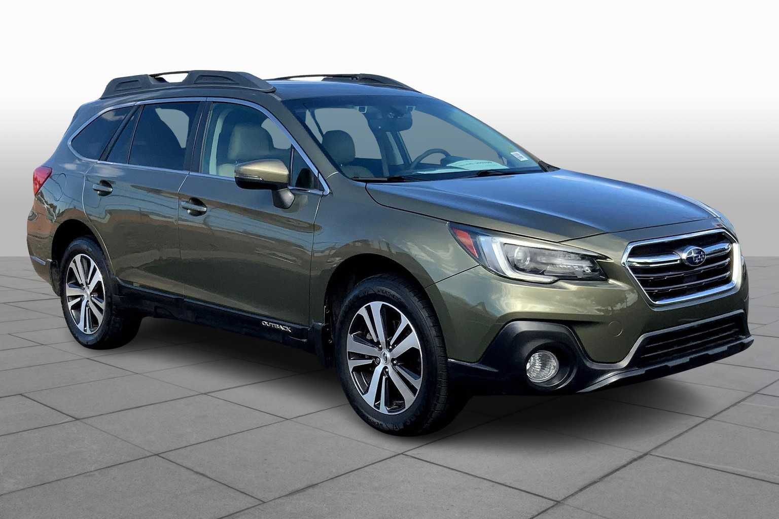 2019 Subaru Outback Limited photo 2