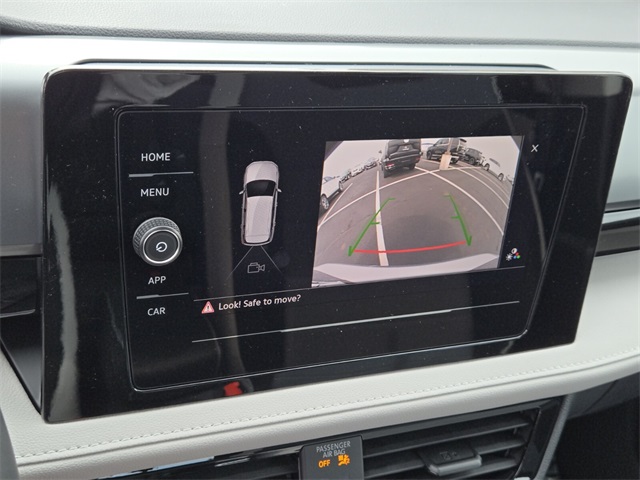 2025 Volkswagen Taos S photo 8