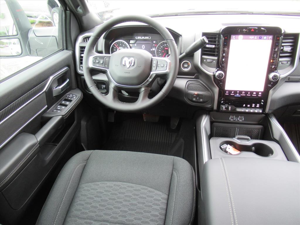 2026 Ram 2500 Big Horn photo 15