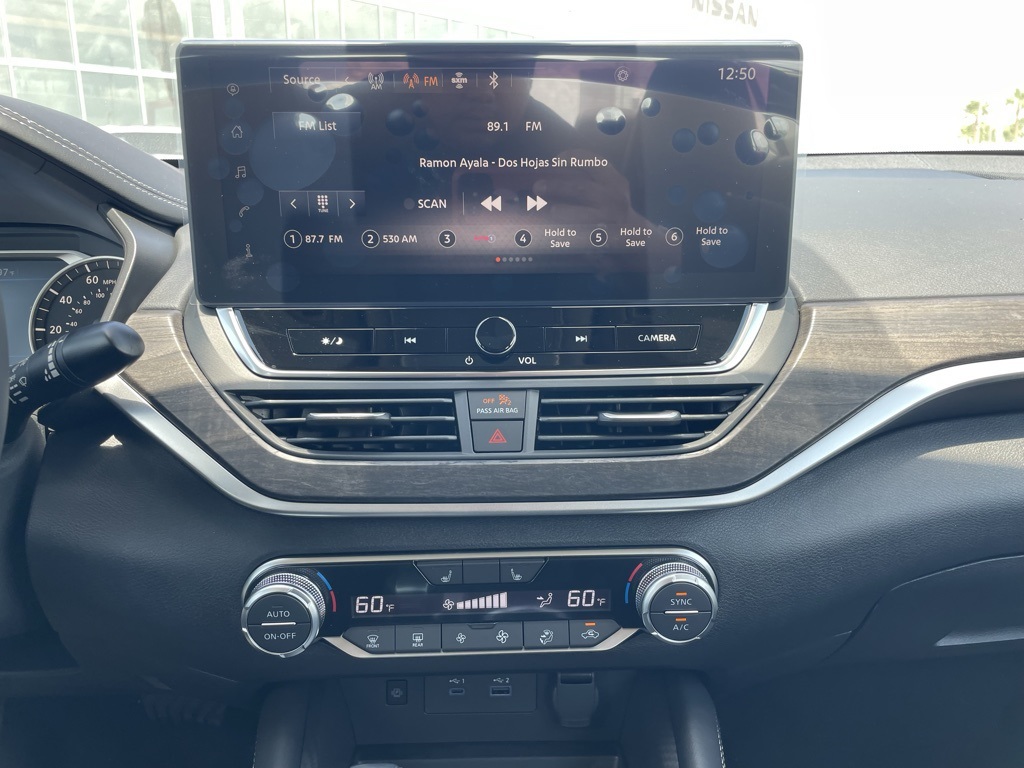 2025 Nissan Altima SV photo 15