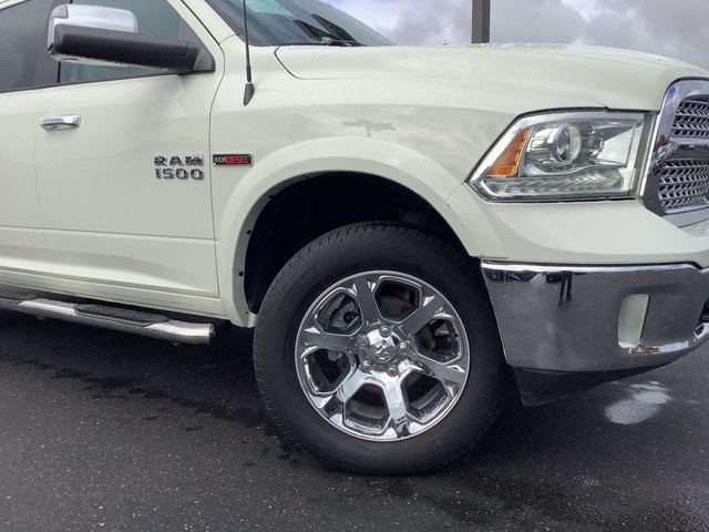 2018 Ram 1500 Laramie photo 3