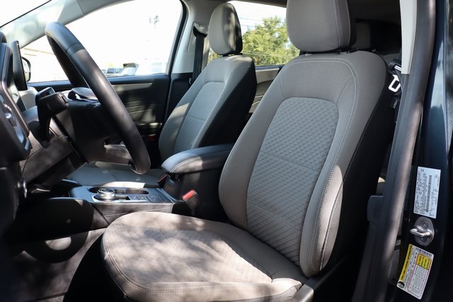2022 Ford Escape SE photo 5