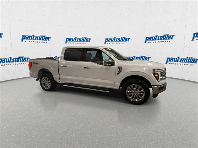 2025 Ford F-150 Lariat photo 12