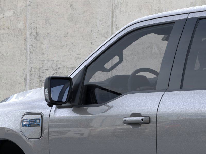 2025 Ford F-150 Lightning photo 20