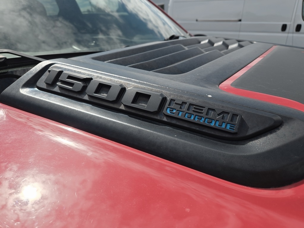 2022 Ram 1500 Rebel photo 5