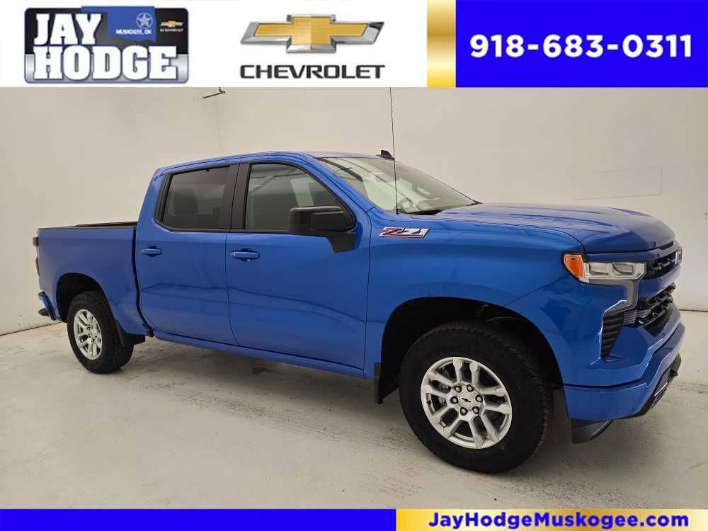 2025 Chevrolet Silverado RST's photo