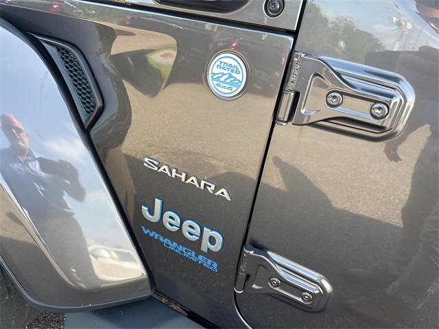 2021 Jeep Wrangler Unlimited Sahara 4xe photo 4