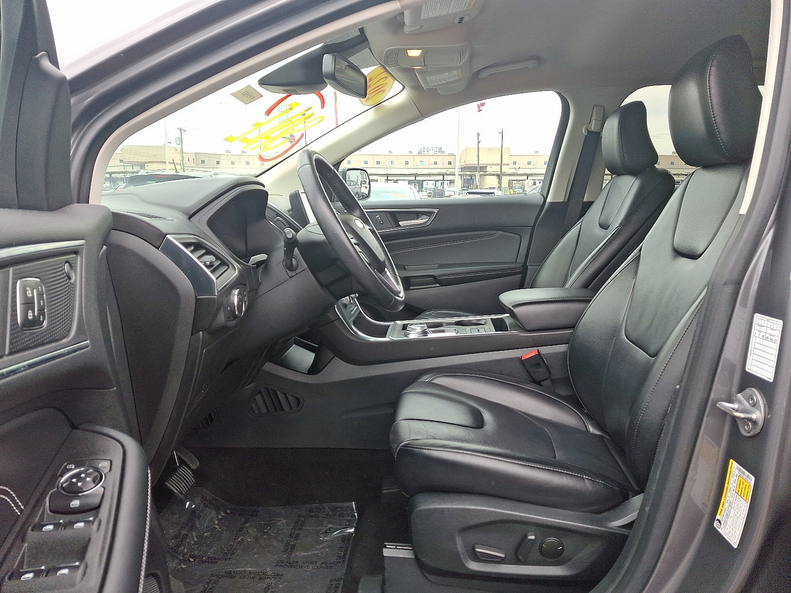 2022 Ford Edge Titanium photo 12