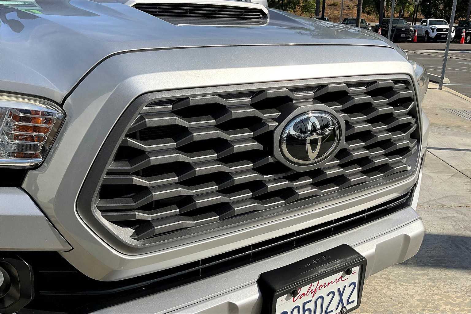 2020 Toyota Tacoma TRD Sport Double Cab V6 photo 27