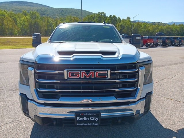 2025 Gmc Sierra 2500 HD SLE photo 2