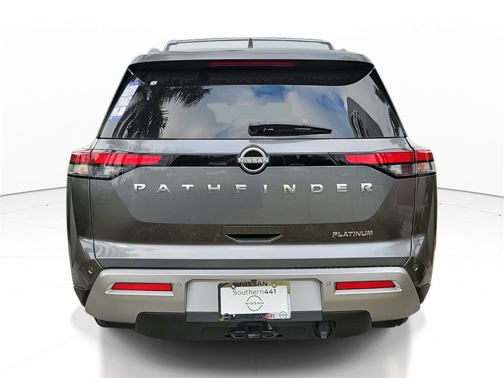 2025 Nissan Pathfinder Platinum photo 6
