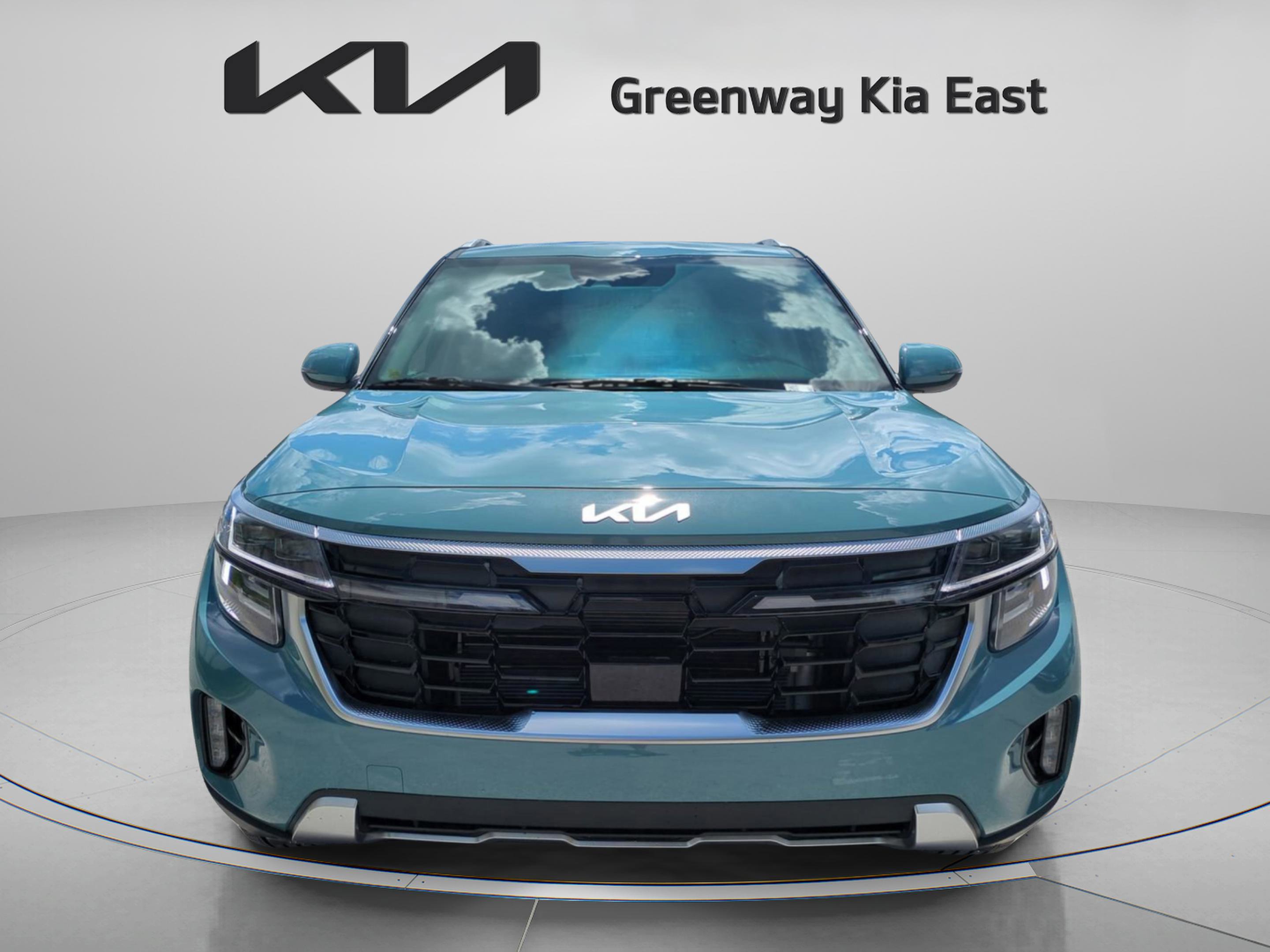 2026 Kia Seltos SX photo 3