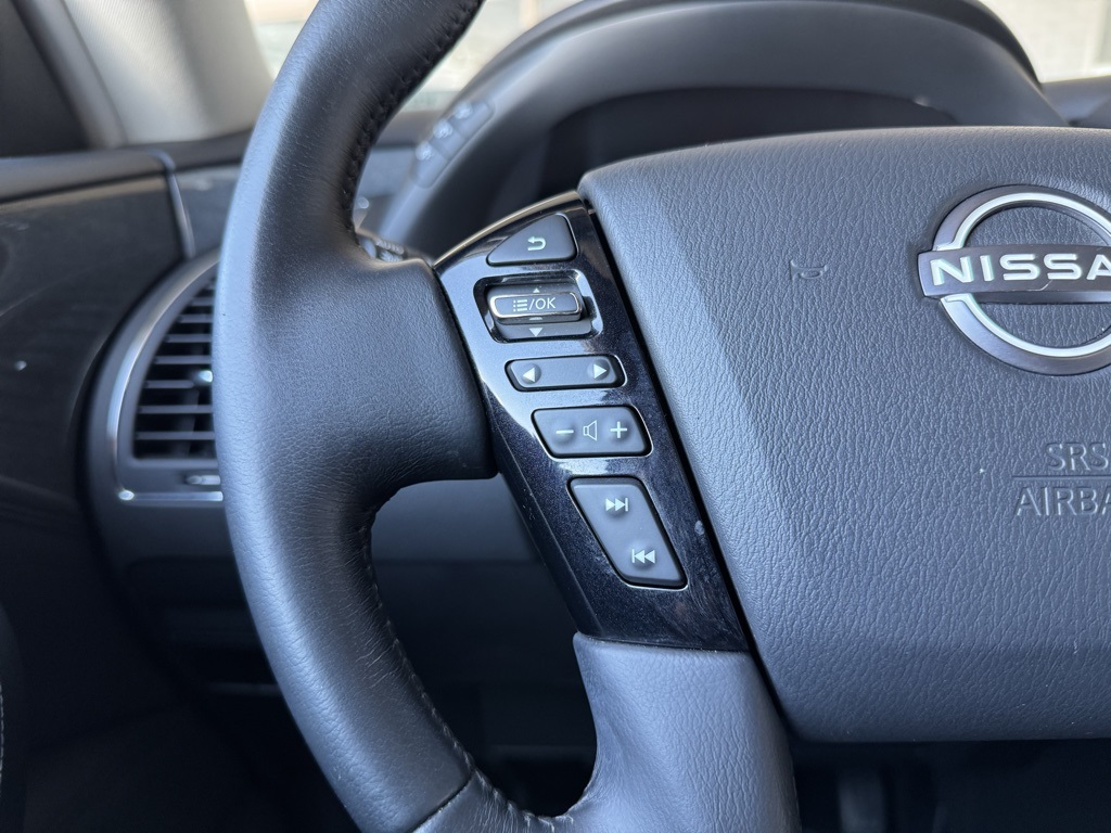 2023 Nissan Armada SV photo 21