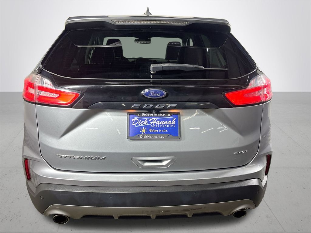 2022 Ford Edge Titanium photo 7
