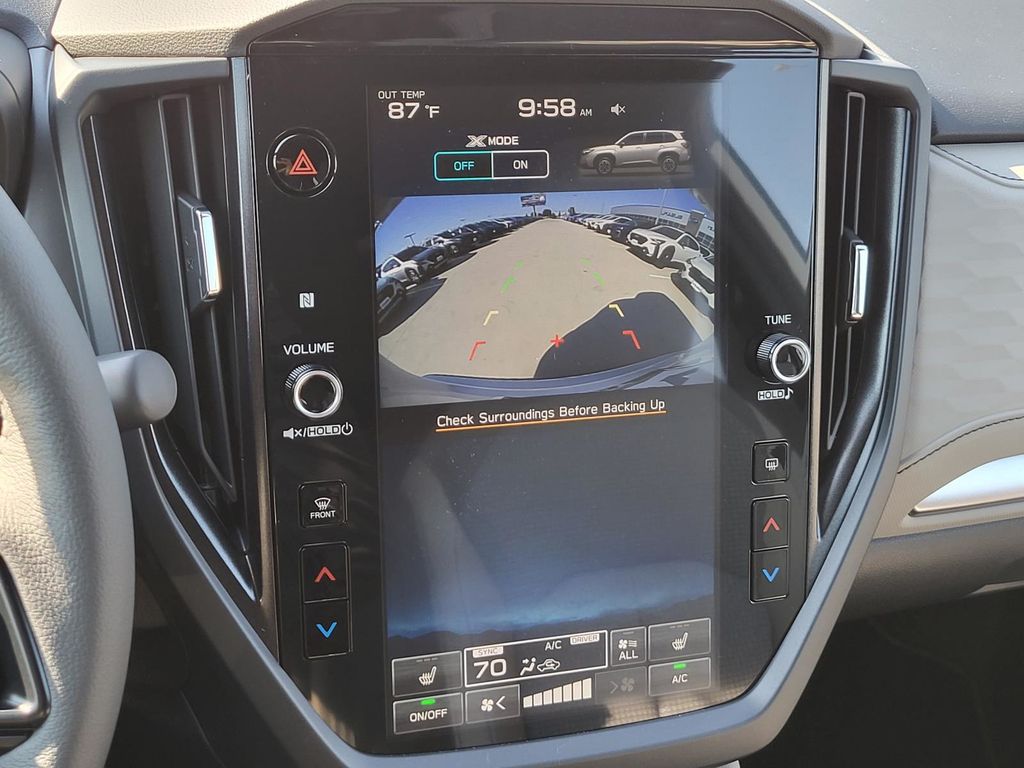 2025 Subaru Forester Premium Base photo 9