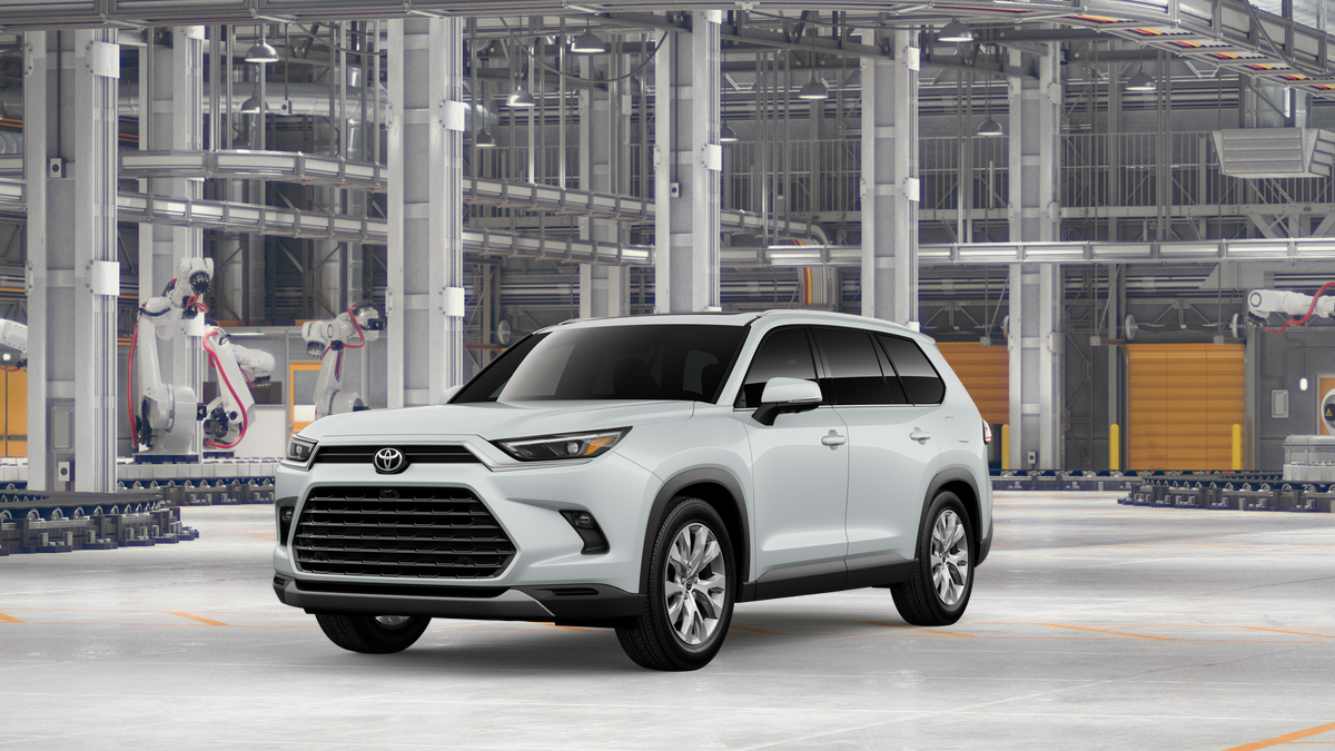2026 Toyota Grand Highlander Limited's photo