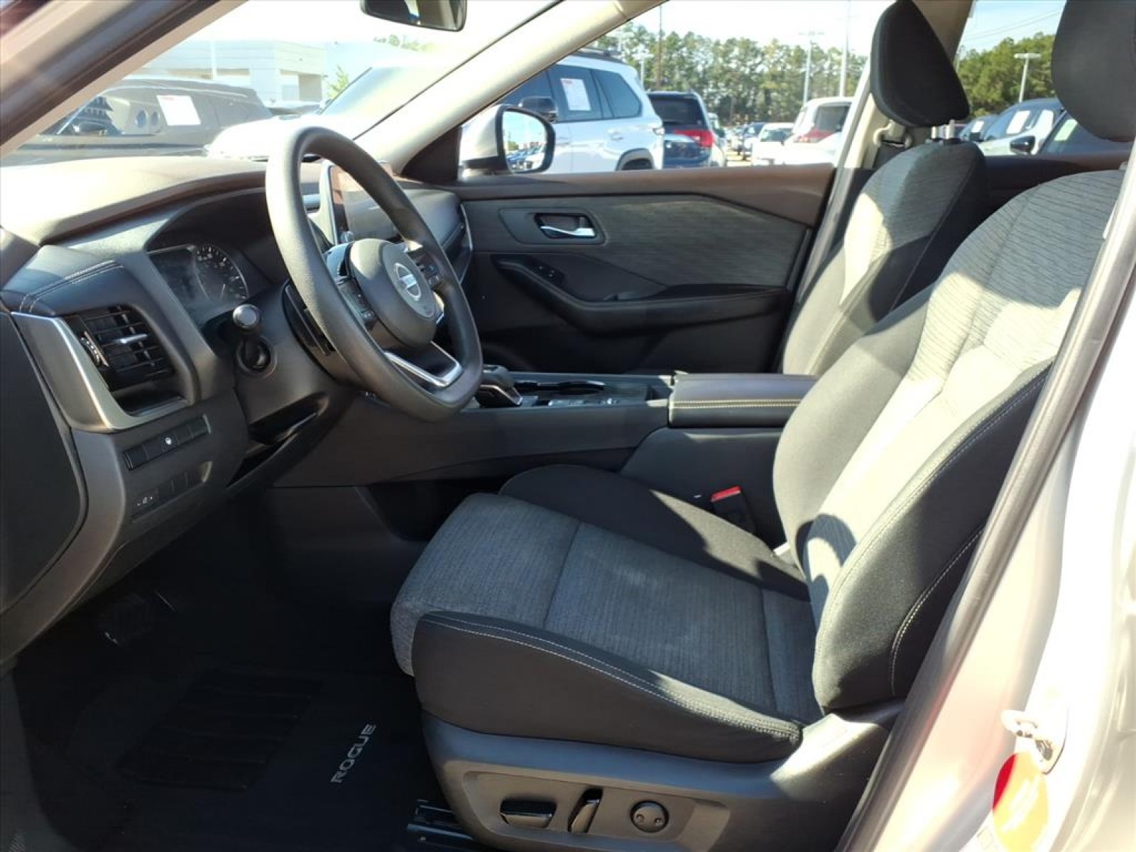 2021 Nissan Rogue SV Silver at TX Auto Group