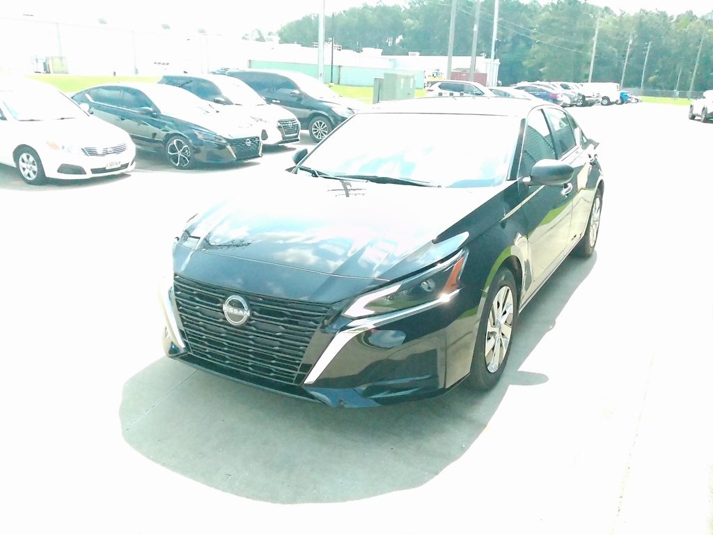2024 Nissan Altima 2.5 S photo 4