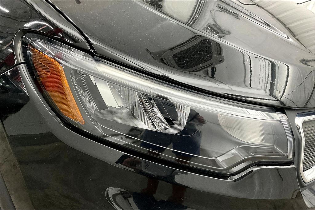 2022 Jeep Compass Latitude photo 28