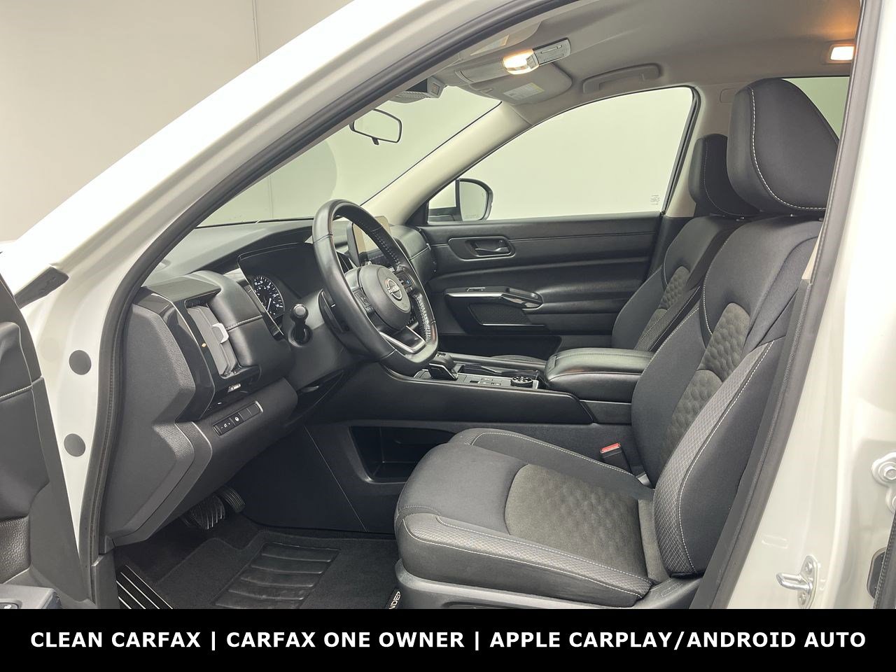 2024 Nissan Pathfinder SV photo 3