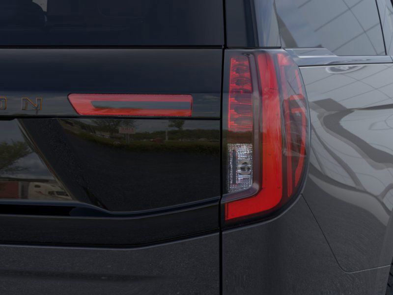 2025 Ford Expedition photo 17