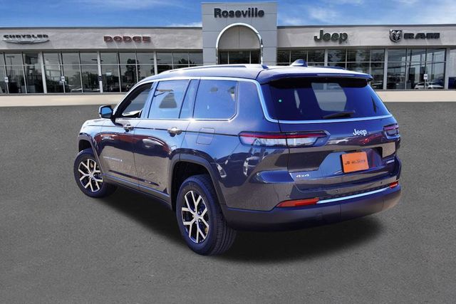 2025 Jeep Grand Cherokee Limited photo 4