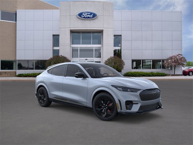 2025 Ford Mustang Mach-E GT photo 7