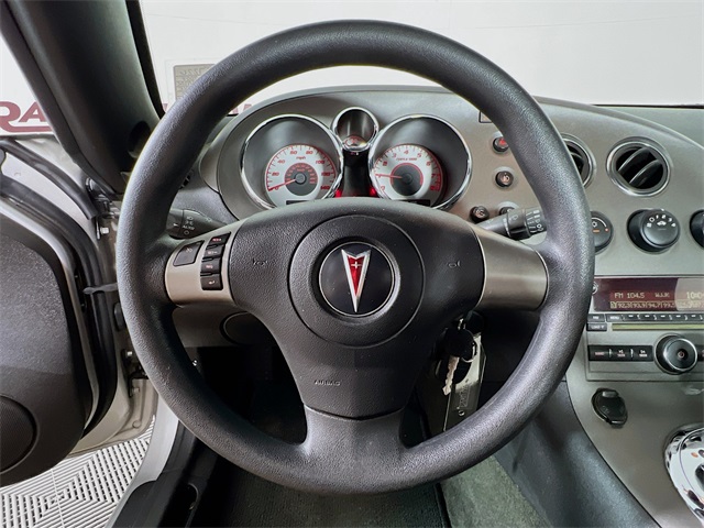 2008 Pontiac Solstice Base photo 10
