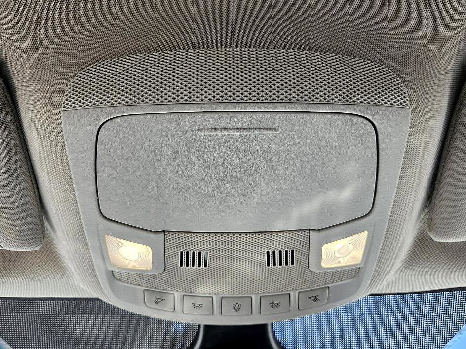 2024 Ford Edge Titanium photo 19