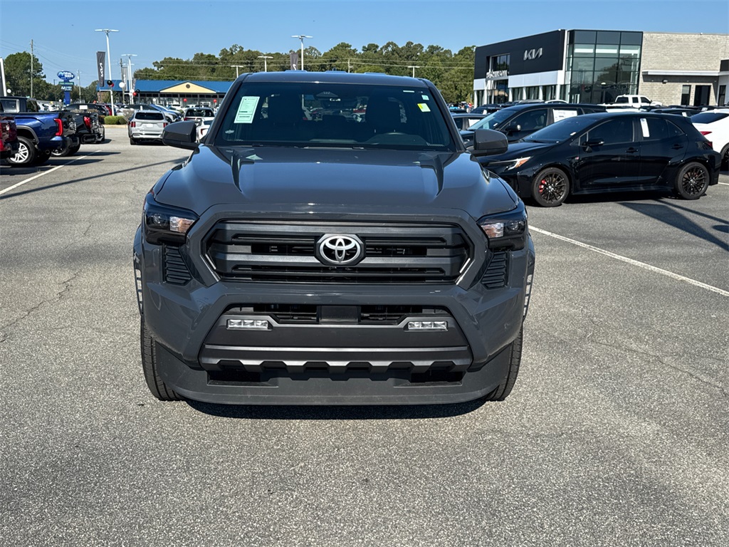 2024 Toyota Tacoma SR5 photo 7