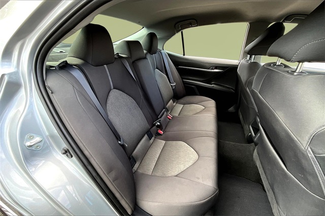 2023 Toyota Camry LE photo 28
