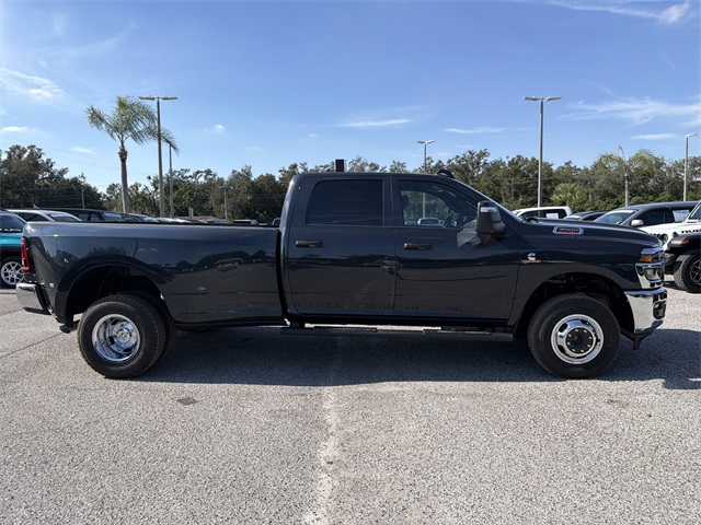 2026 Ram 3500 Tradesman photo 3