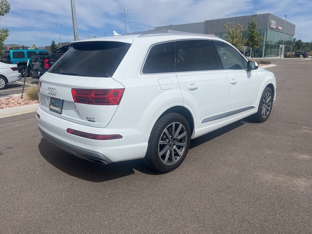 2018 Audi Q7 3.0T Premium Plus photo 2