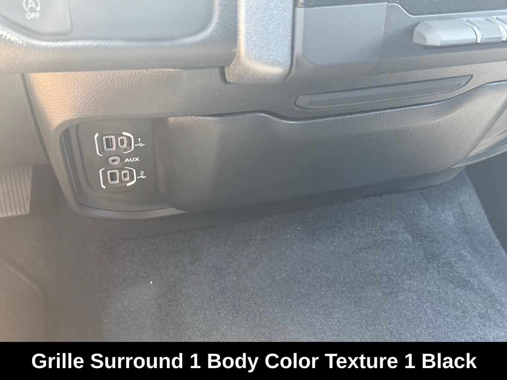2025 Ram 1500 Tradesman photo 12