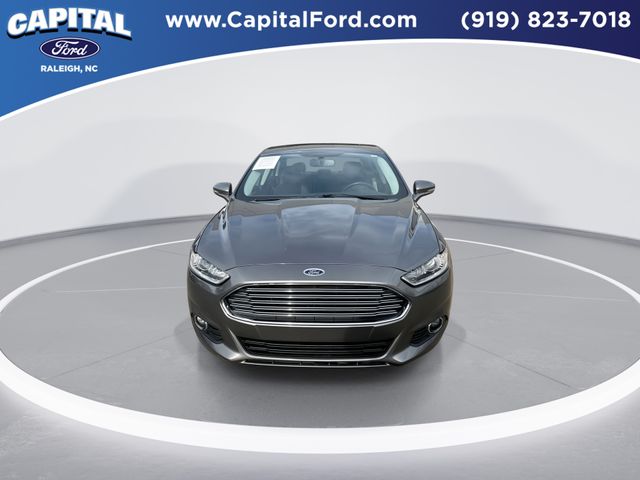 2014 Ford Fusion Energi SE photo 3