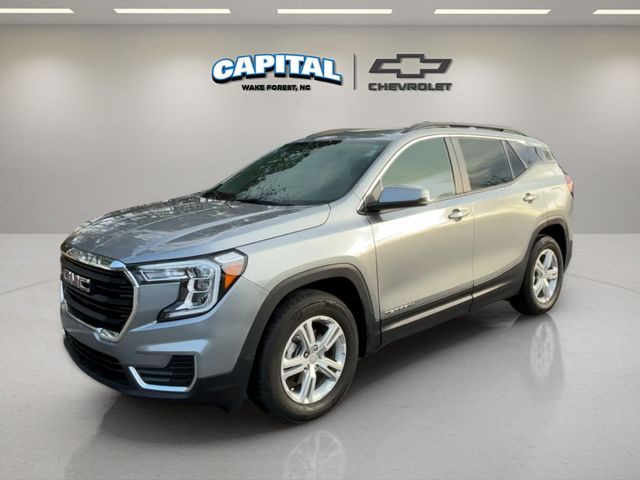 2024 GMC Terrain SLE's photo