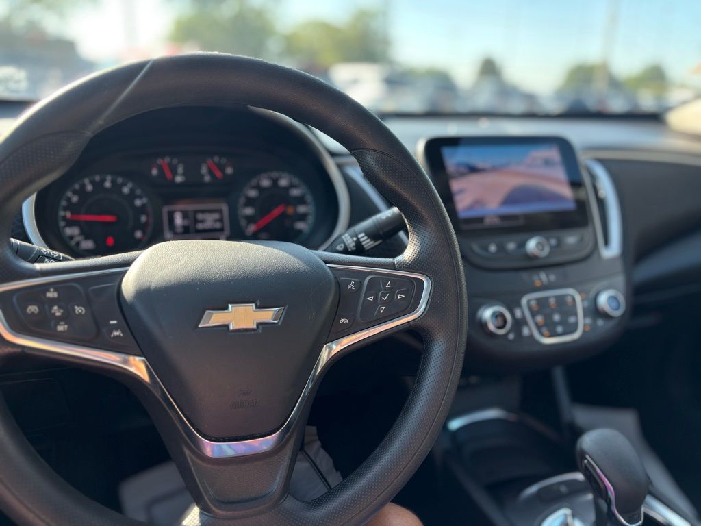 2023 Chevrolet Malibu 1LT photo 23