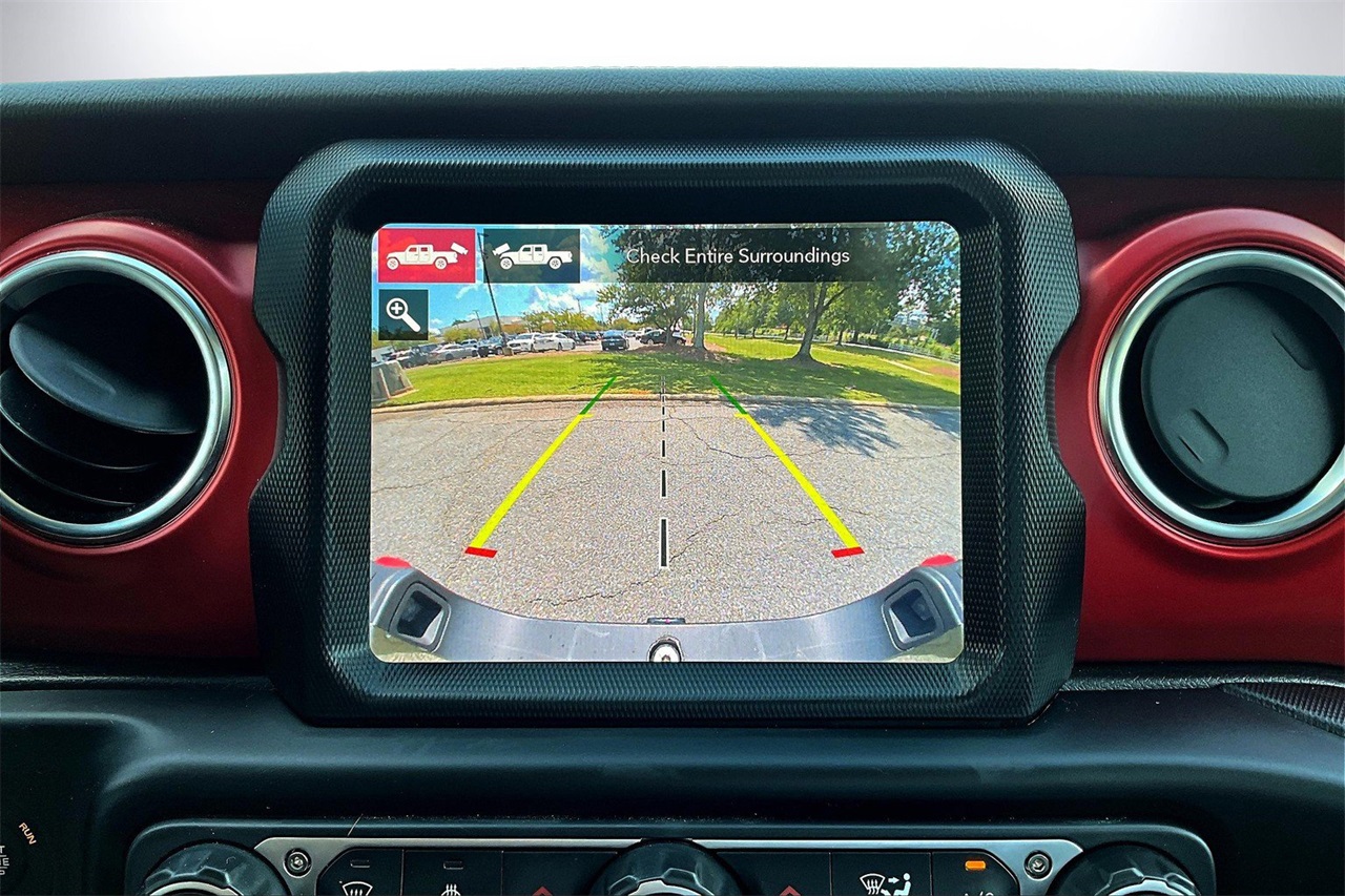 2023 Jeep Gladiator Rubicon photo 12