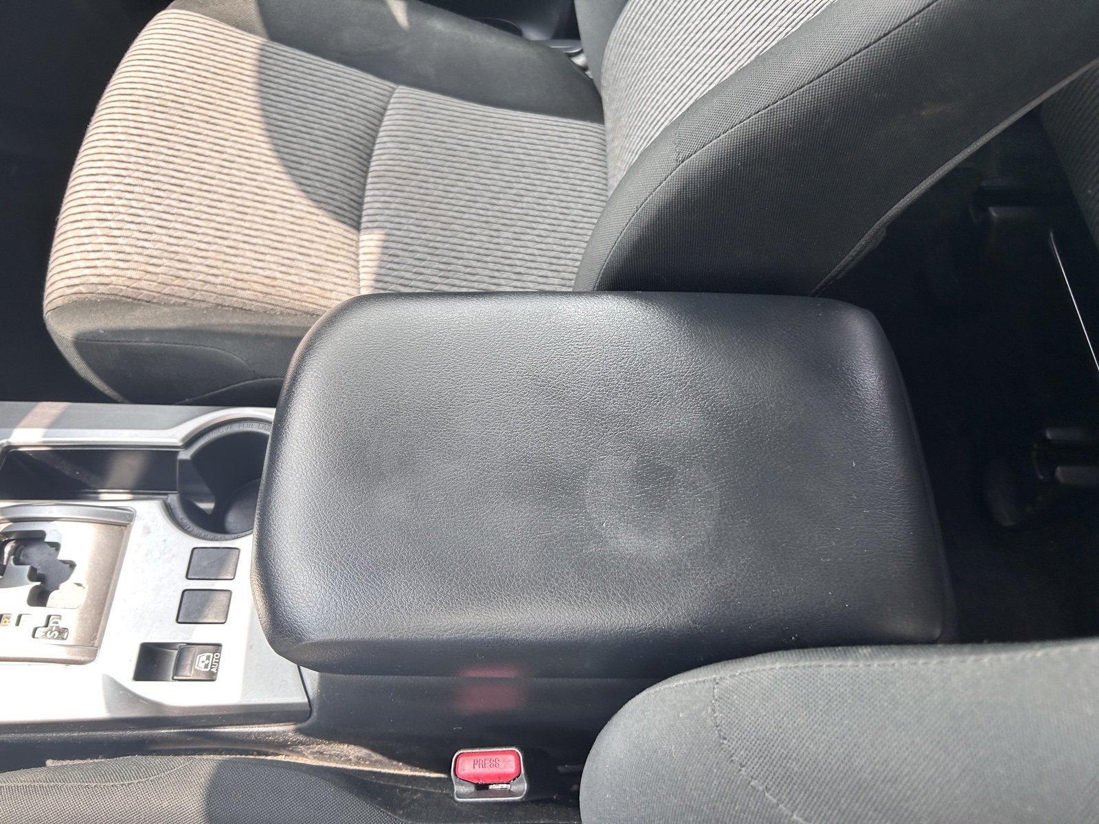 2021 Toyota 4Runner SR5 photo 34