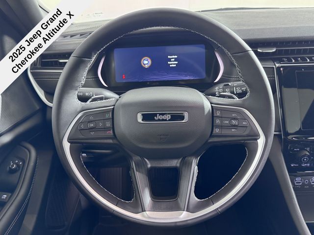 2025 Jeep Grand Cherokee Altitude photo 21