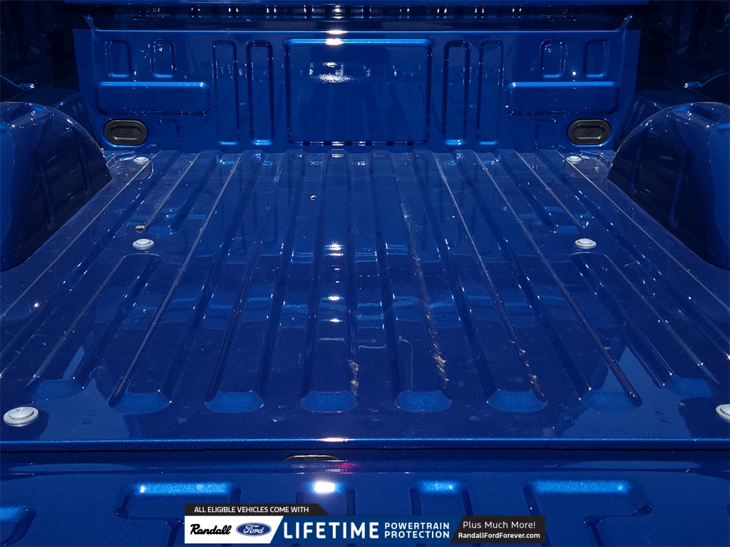 2025 Ford F-150 XLT photo 8